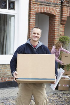 Movers Man with Van team in action